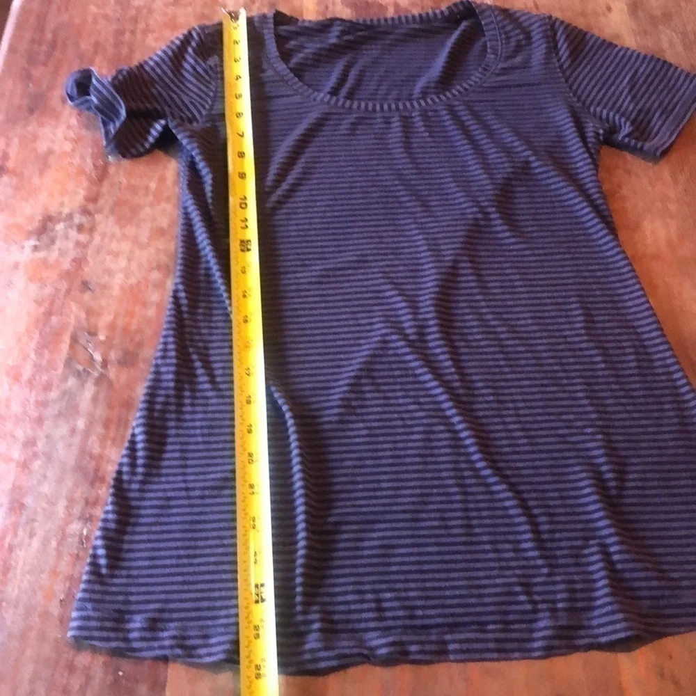 Lululemon Athletica Purple Black Striped T-Shirt Athletic Top